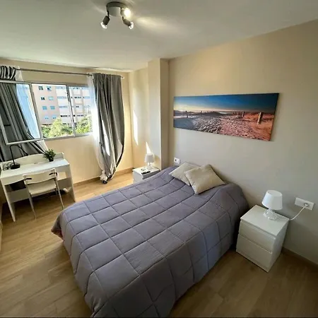 Mari: Area Private With Shared Baths Guest house La Laguna (Tenerife)